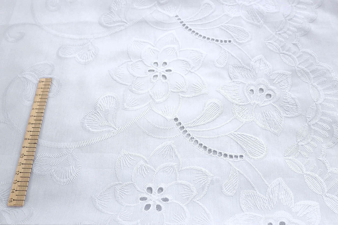 Хлопок с вышивкой/белый DT-16215A/D#5/C#1