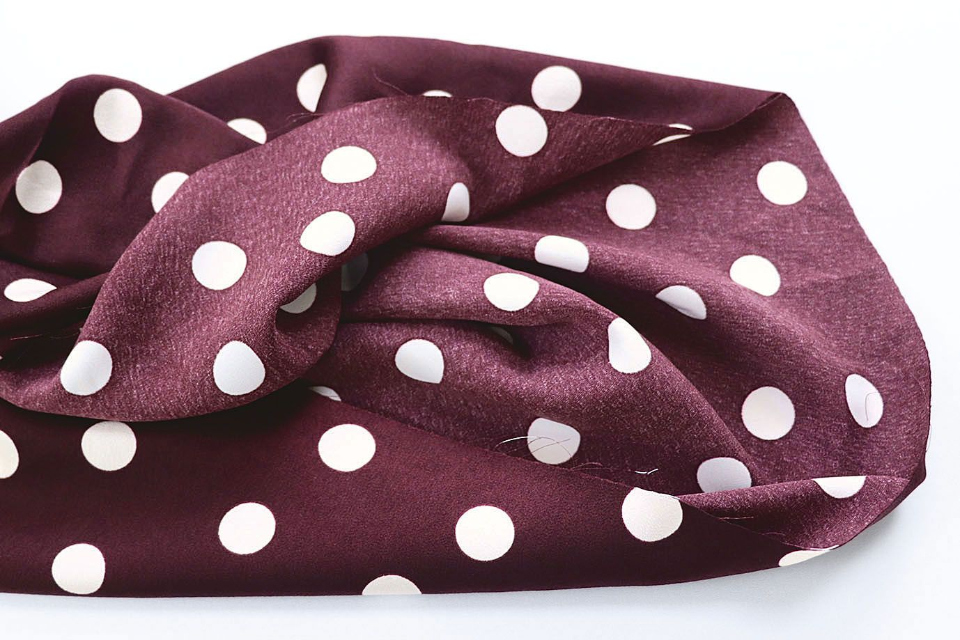 Сатин "Мадонна" принт/горох молочный на бордовом 4273-PY/D#1/C#1