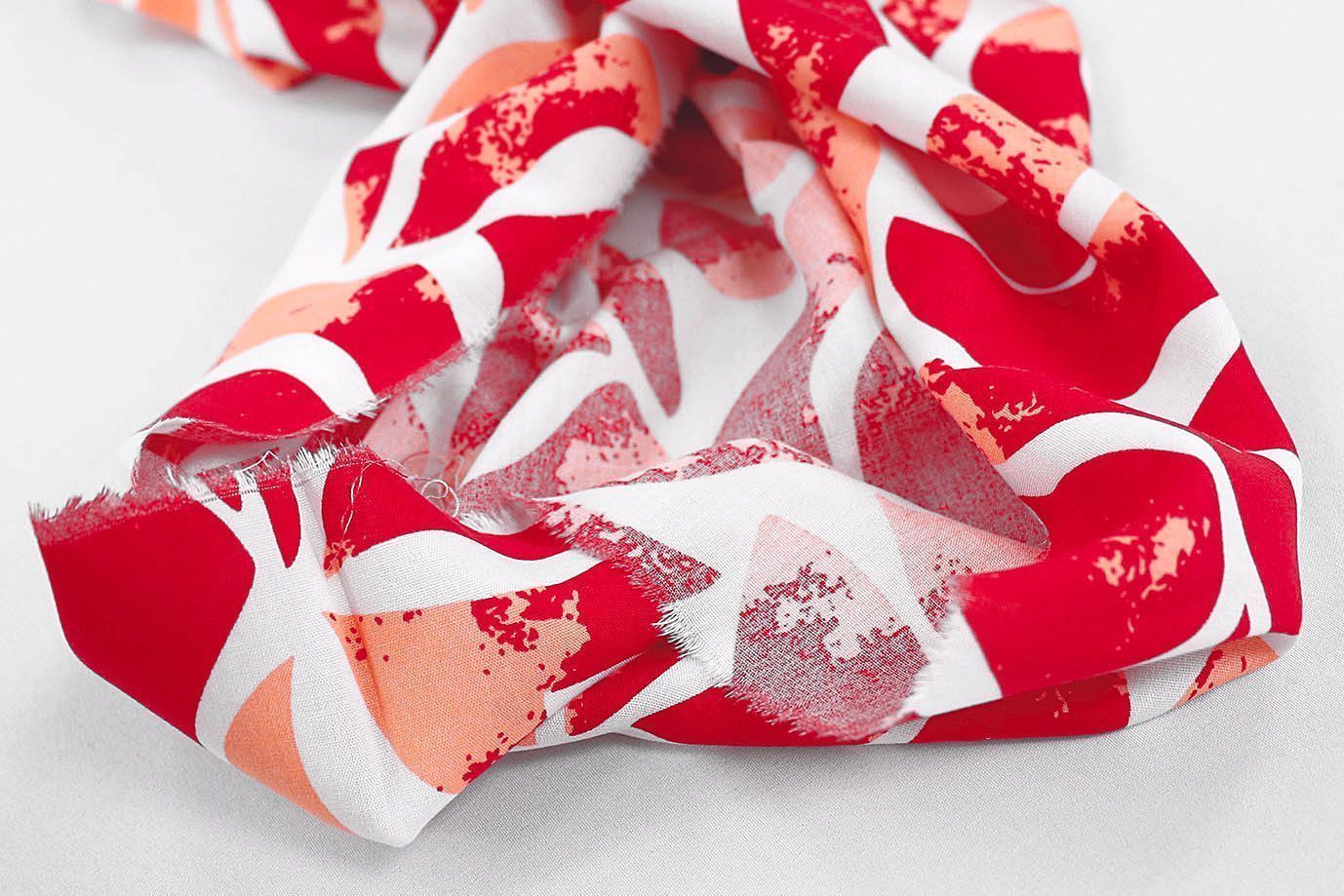 Штапель принт/красно-персиковый на белом 1374-PY/D#22/C#5