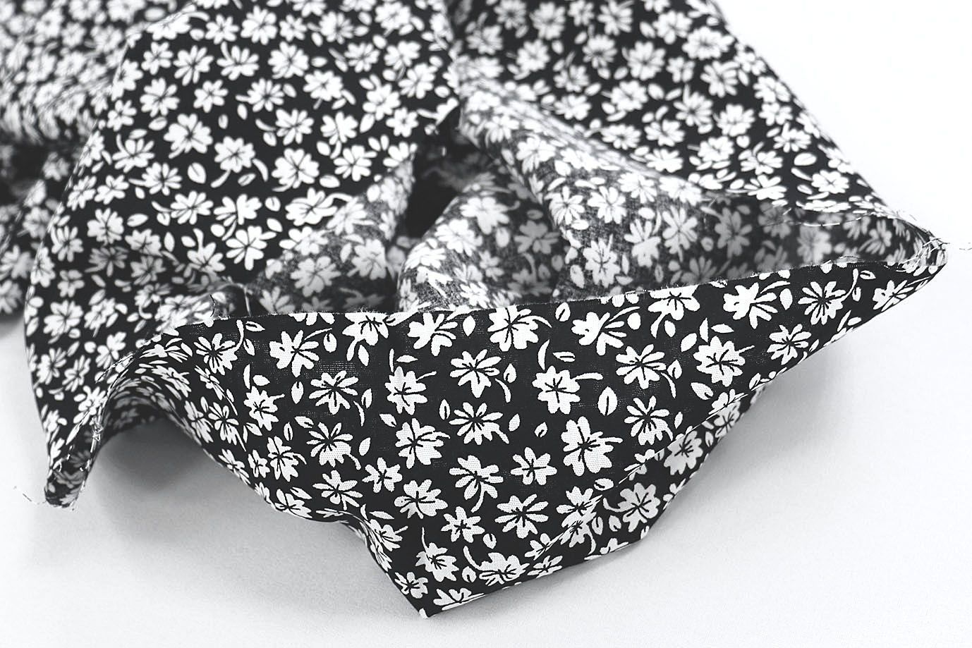 Штапель принт/цветы белые на черном 1374-PY/D#37/C#1