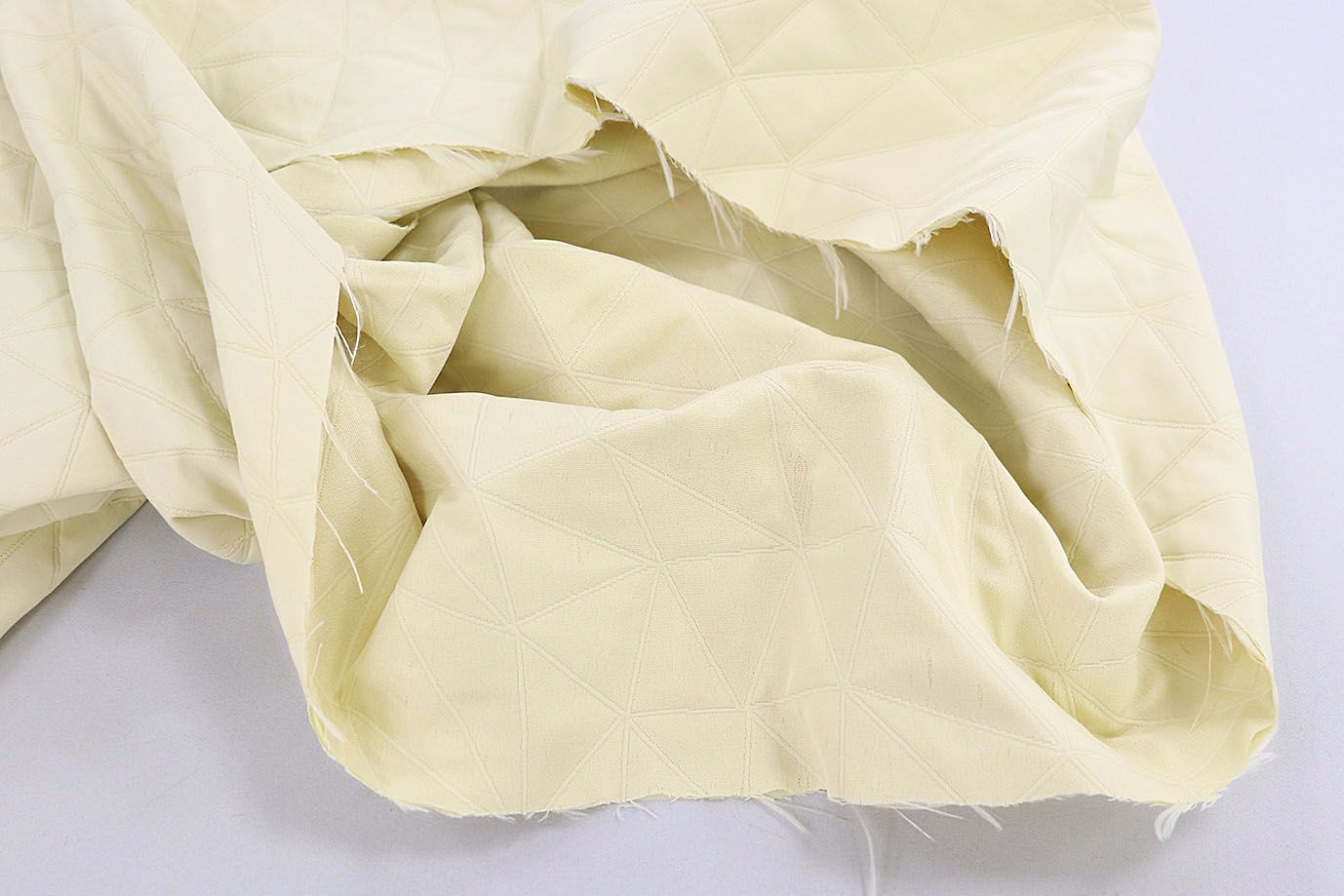 Ткань стеганная "Соренто"/кремовый VT-11683/D#1/C#1