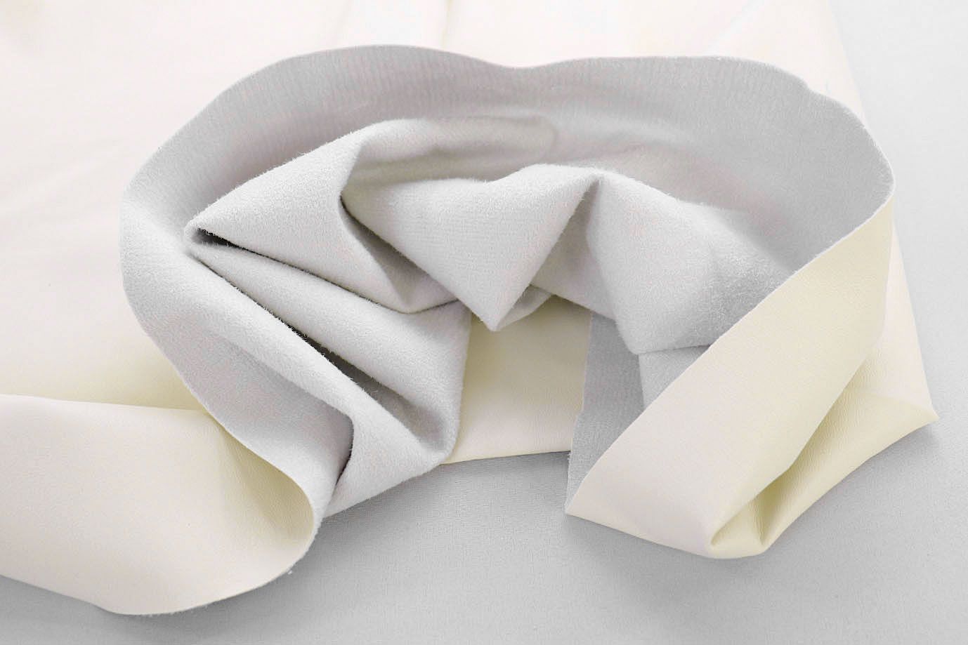 Кожа стрейч на замше/молочный SSR-827/C#2 (16923)