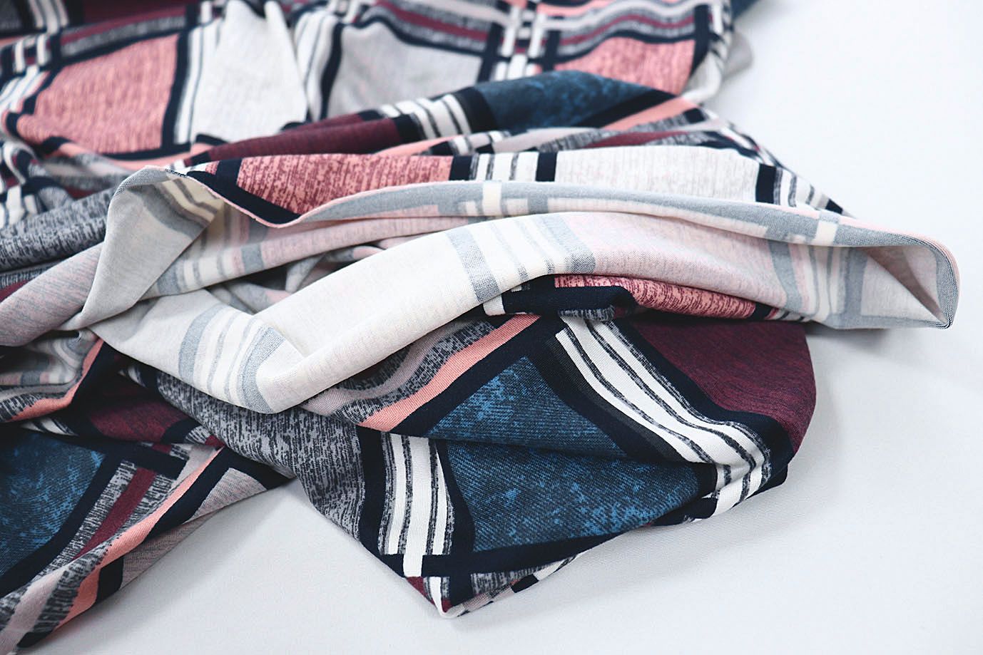 Трикотаж масло браш принт/клетка серо-розовая SSR-707A/D#11/C#1 (15881)