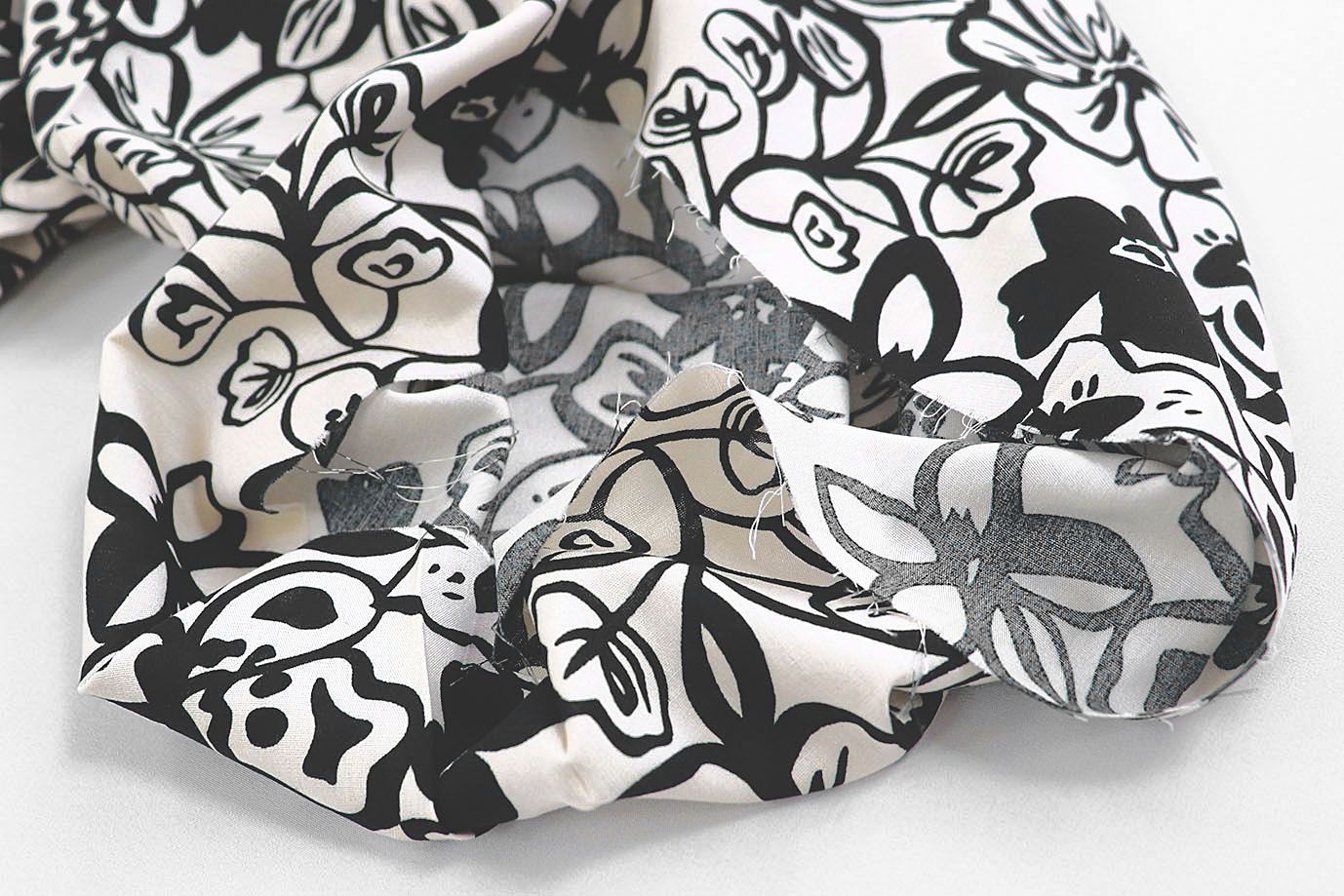 Штапель принт/цветы черные на белом 1374-PY/D#29/C#2