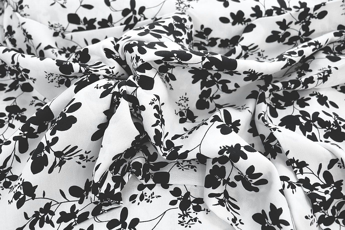 Штапель принт/цветы черные на белом 1374-PY/D#34/C#2