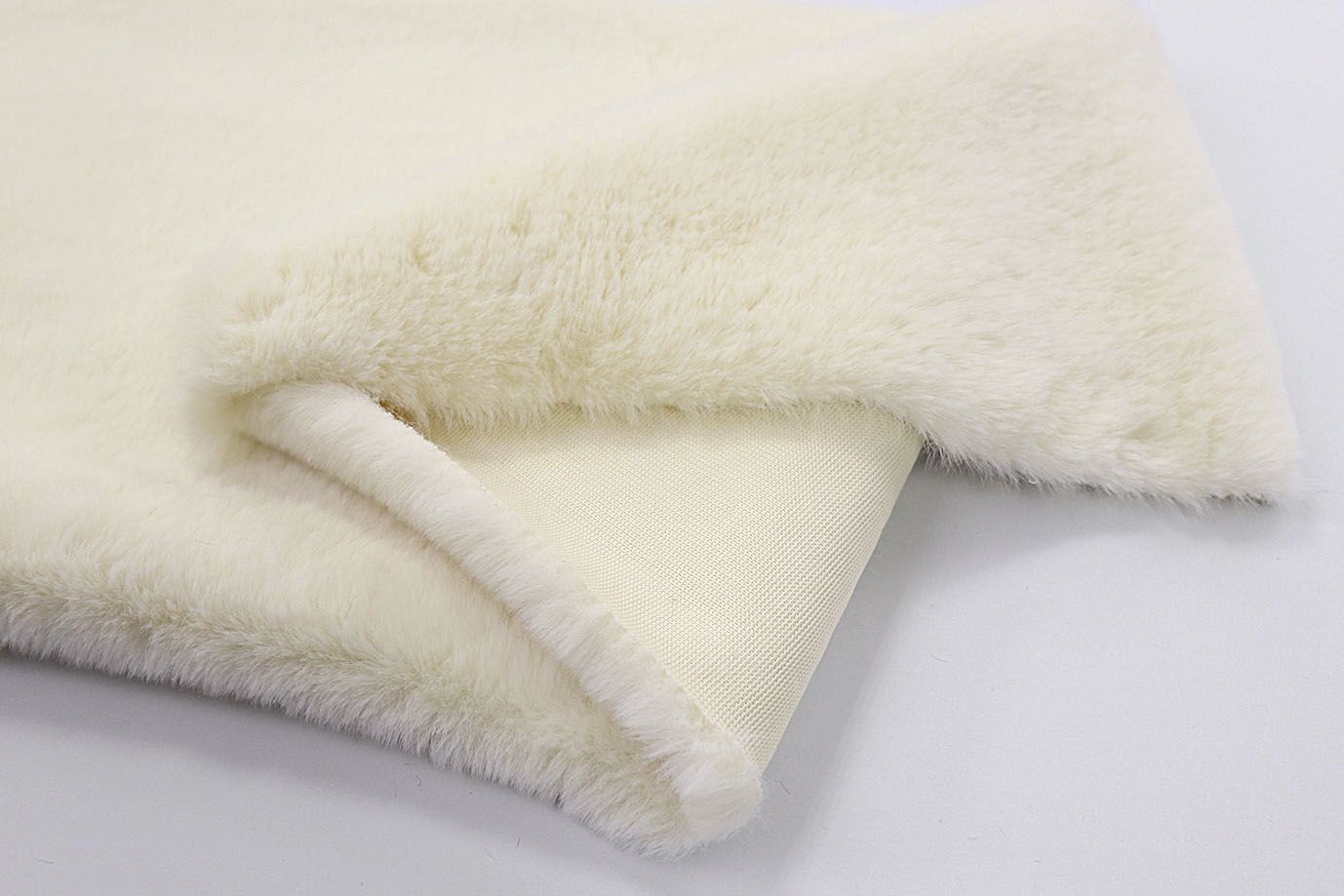 Искусственный мех "Кролик"/молочный AP2303014034/D#1207-21929/C#3
