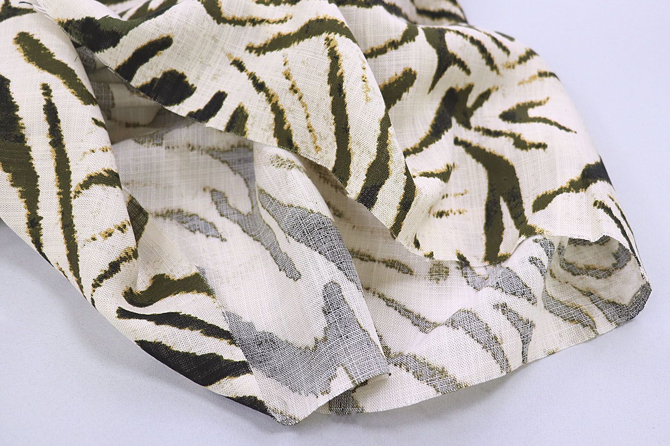 Лен TENCEL принт/зебра черно-коричневая на молочном 3846-PY/D#3/C#1