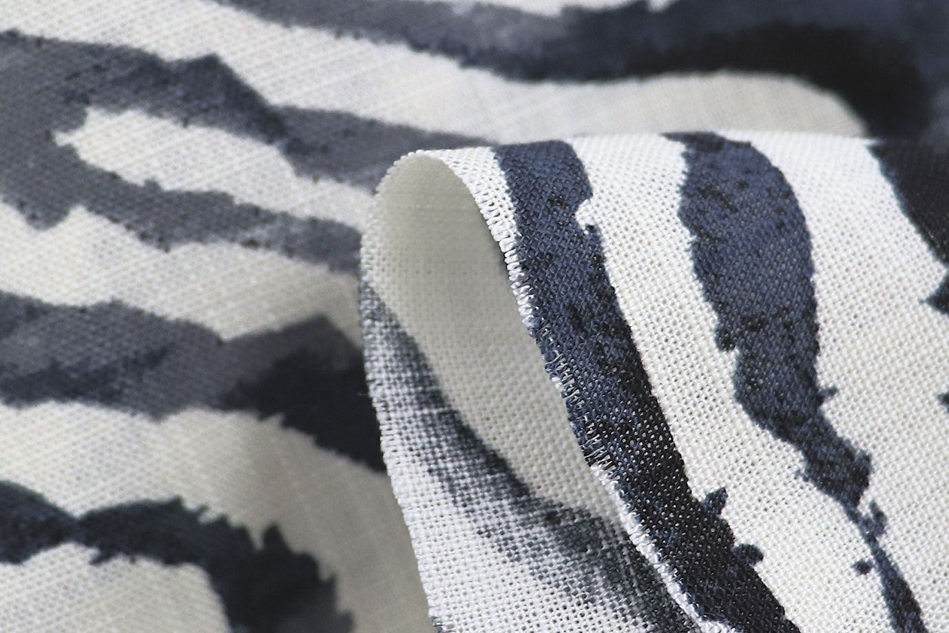 Лен TENCEL принт/зебра серо-молочная 3846-PY/D#2/C#1