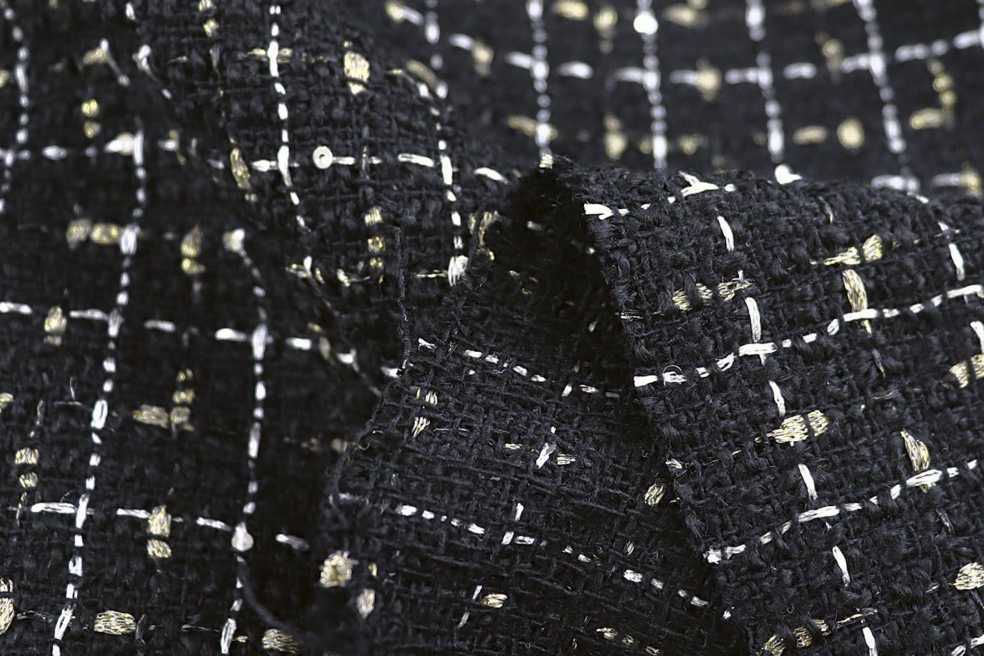 Костюмная ткань "Шанель" с люрексом и пайетками/бело-желтый на черном 1423-PY/C#1