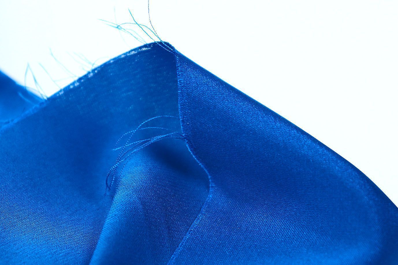 Шелк сатин/ярко-синий VT-11250/C#6