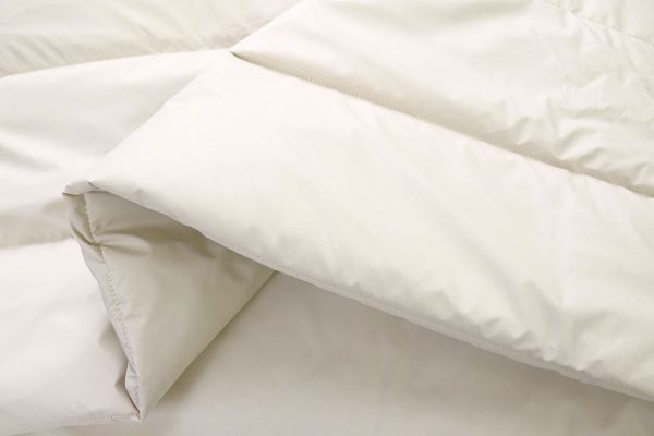 Ткань простеганная "Полоска" P51/молочный 11015-26/1+холлофайбер 200+СПБ