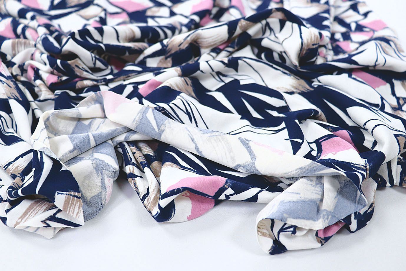 Трикотаж масло браш принт/бело-розовый на синем SSR-707A/D#19/C#1 (15881)