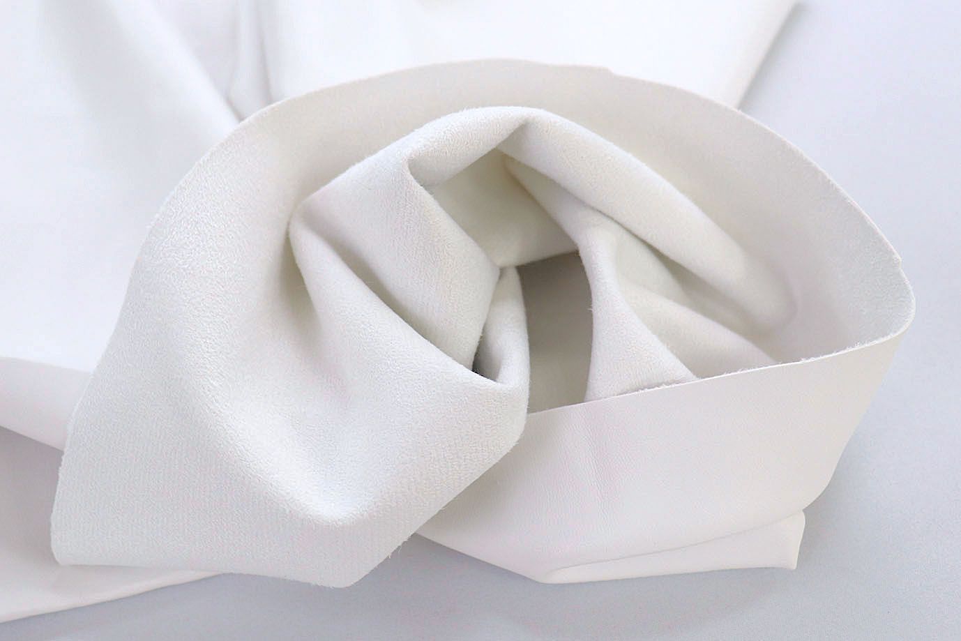 Кожа стрейч на замше/белый SSR-827/C#1 (16923)