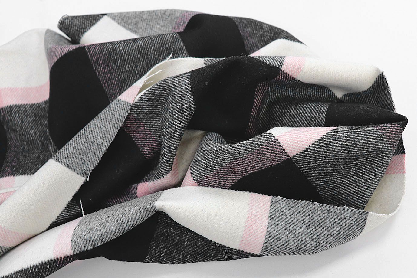 Пальтовая ткань "Микроворса" принт/клетка черно-розовая на белом 778-90135/C#8033-1