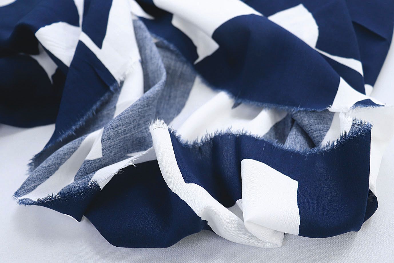 Штапель принт/бело-синий 1374-PY/D#8/C#1