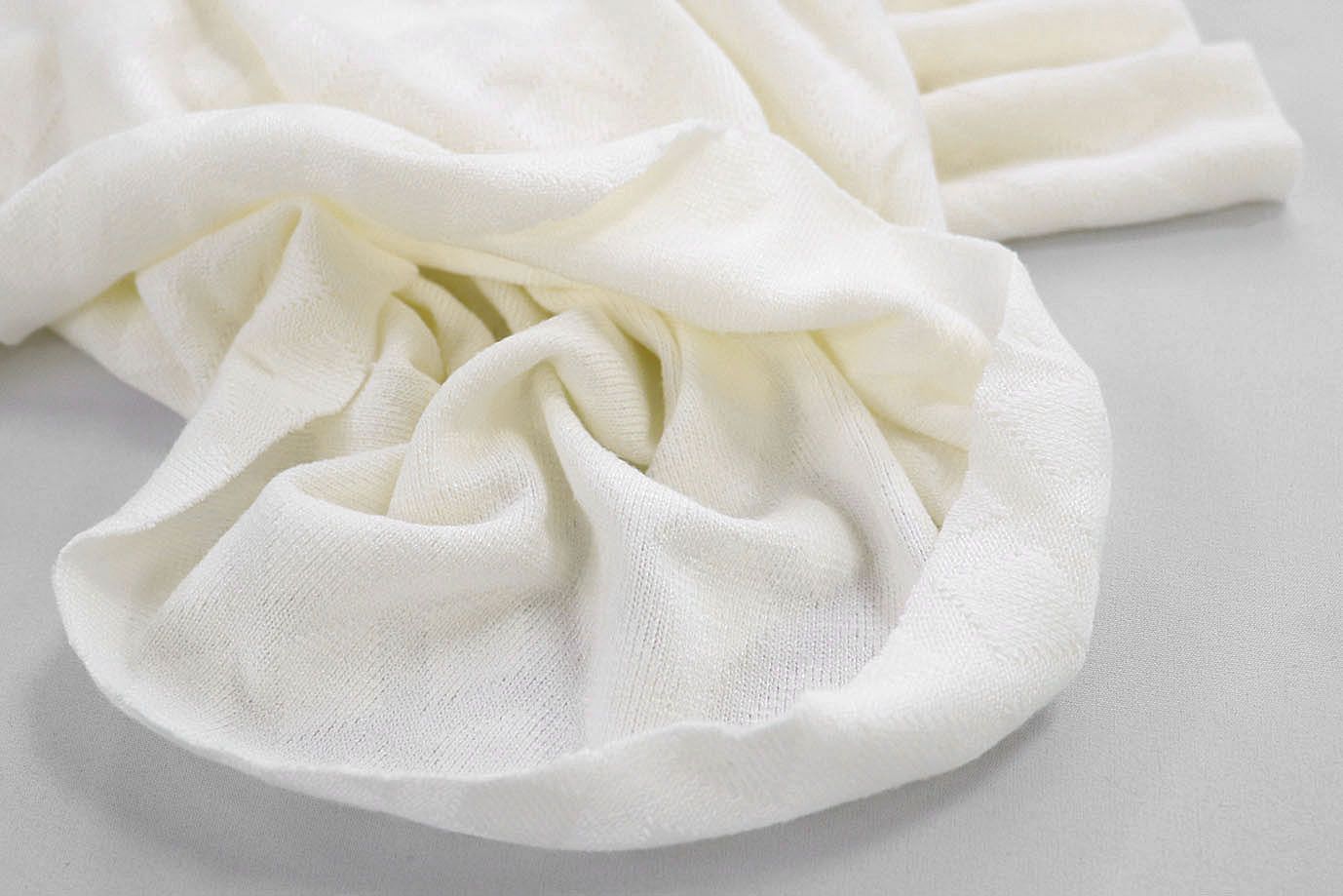 Трикотаж жаккард/молочный 3760-PY/D#3/C#1