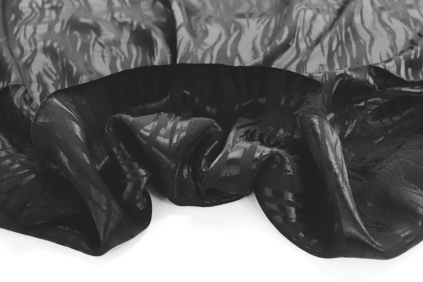 Шелк вискоза жаккард/черный 3897-PY/D#1/C#1