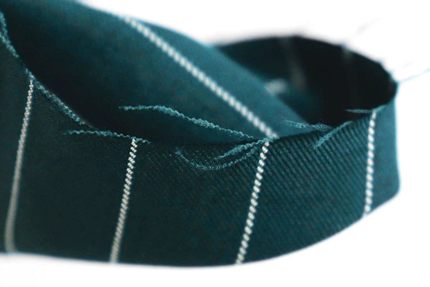 Костюмная ткань принт/полоска белая на зеленом 3963-PY/C#1