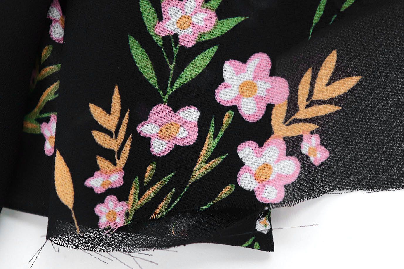 Шифон принт/цветы бело-розовые на черном 3926-PY/D#8/C#3