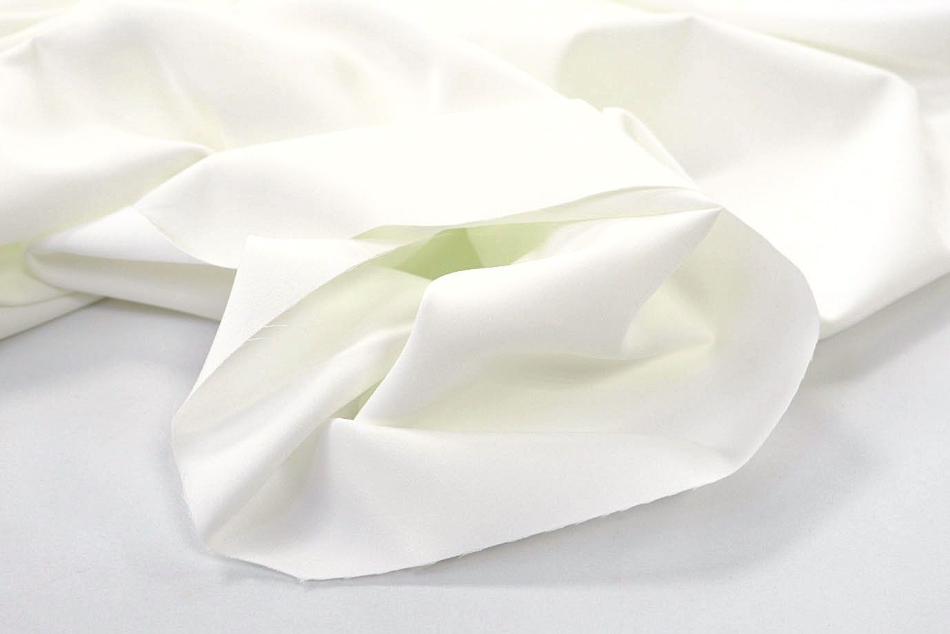 Шелк "Японский"/молочный 3438-23-PY/C#2 (11199)