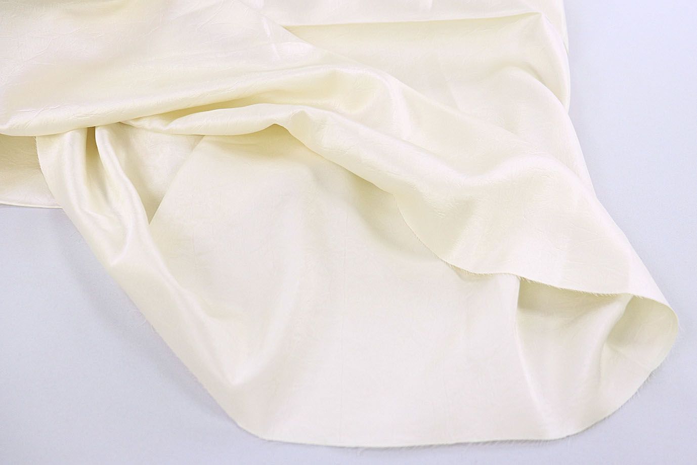 Шелк жаккард/молочный 3781-PY/C#2