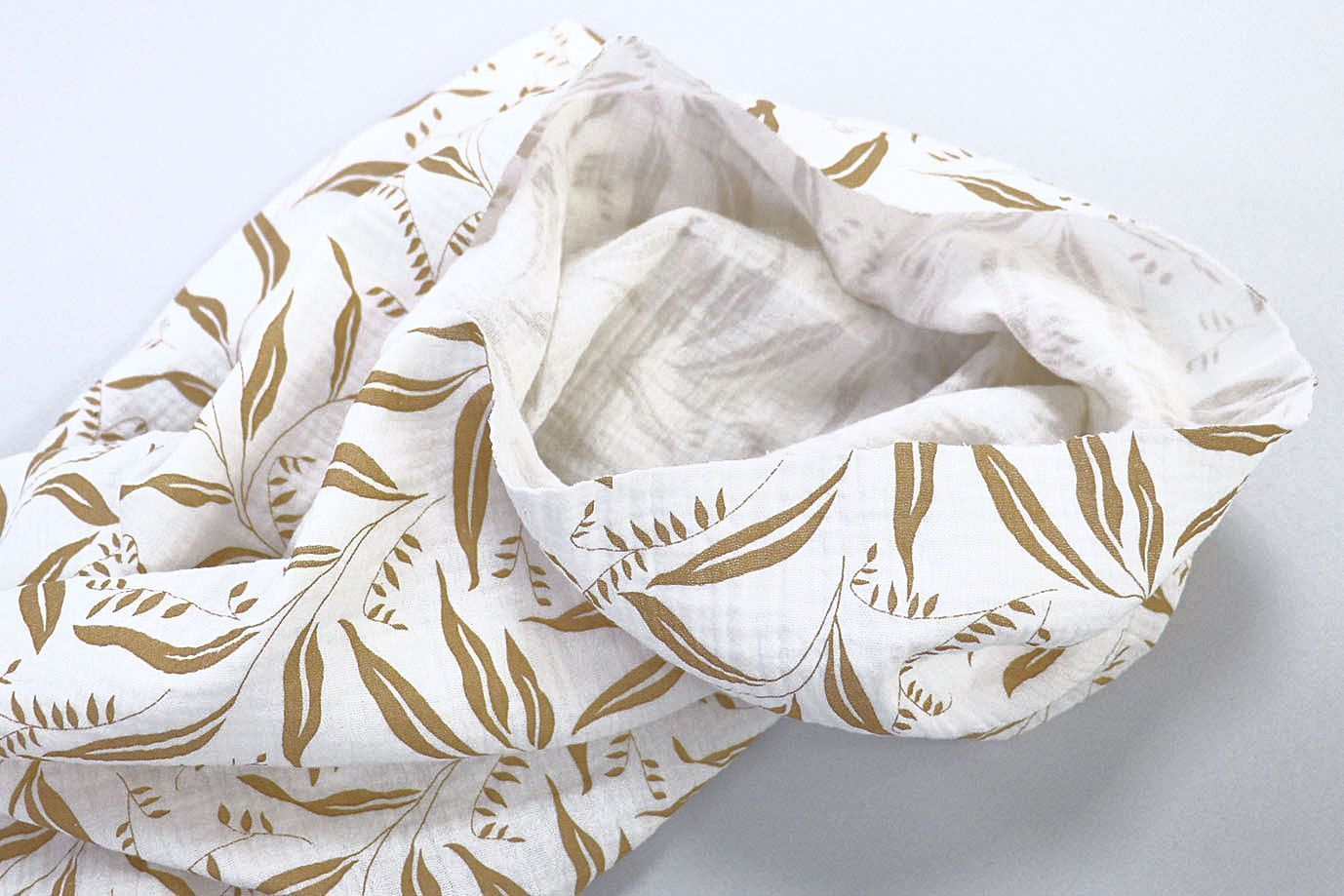 Муслин принт/листья коричневые на белом 1393-PY/D#24/C#2