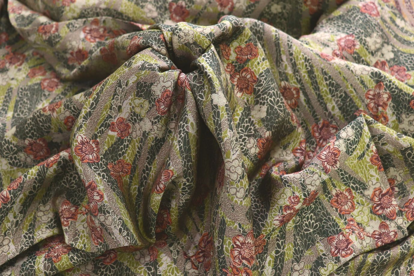 Сатин "Морокко" принт/серо-зеленый на темно-зеленом 3888-PY/D#4/C#2