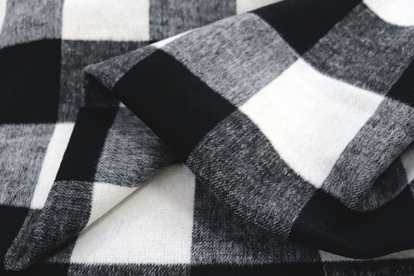 Пальтовая ткань "Микроворса" принт/клетка черно-белая 360-220057/C#1A