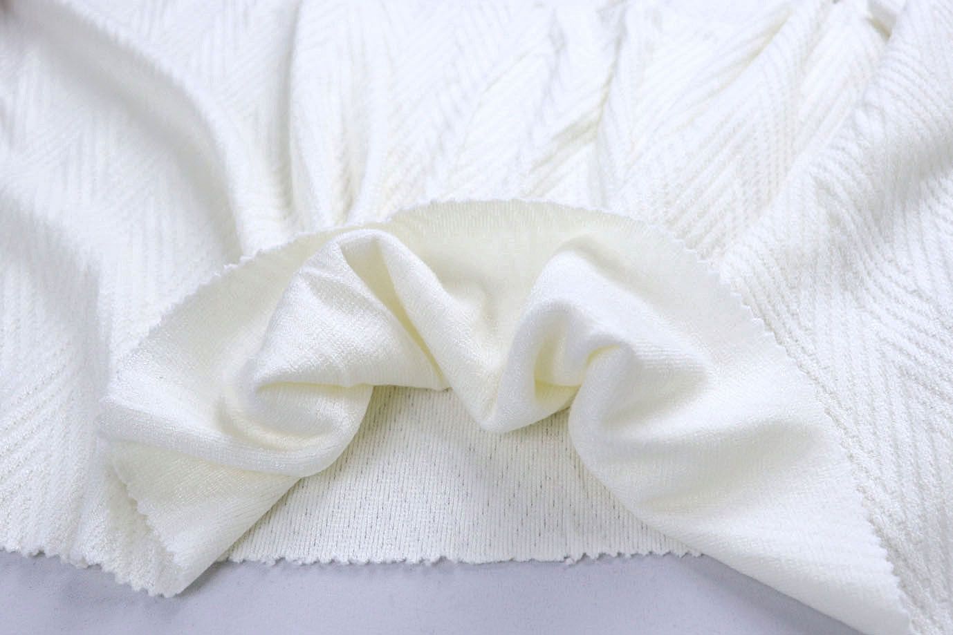 Трикотаж жаккард/молочный 3992-PY/C#1