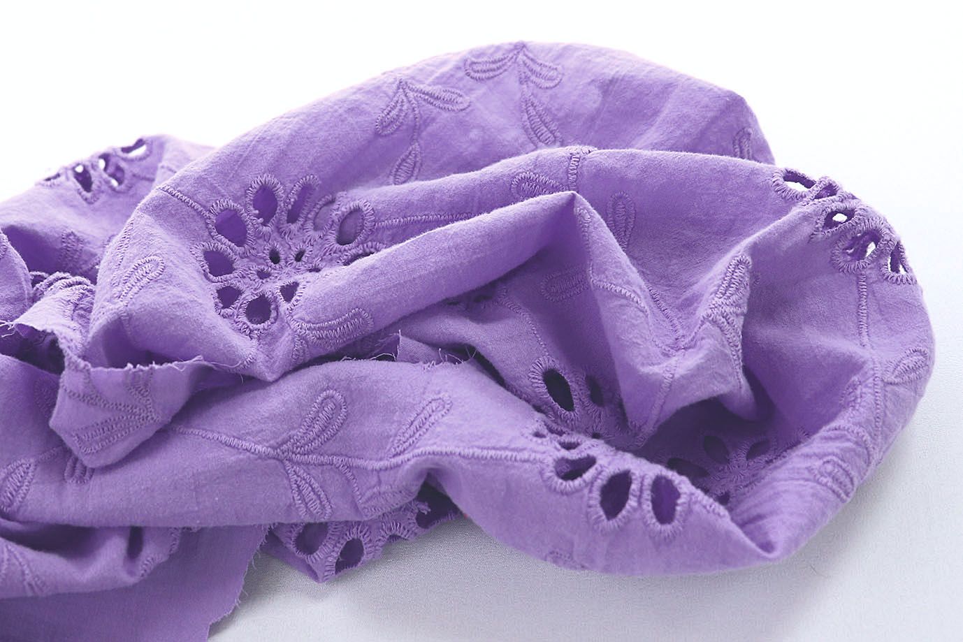 Хлопок "Батист" жатка с вышивкой/фиолетовый 3202-PY/D#5/C#3 (EU4272)