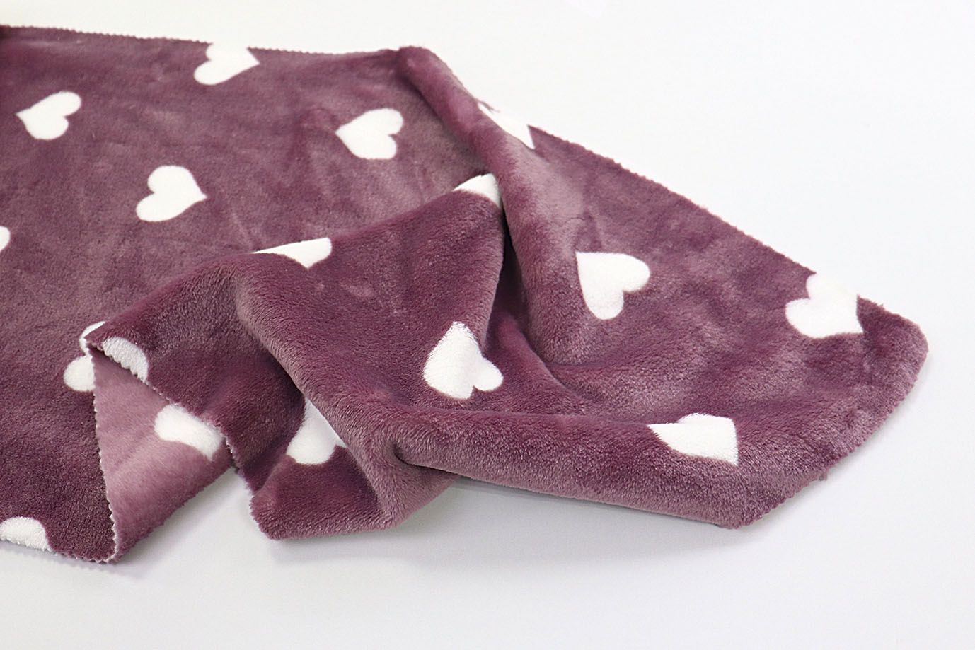 Велсофт принт/сердечки белые на красно-сиреневом AP221208110/D#222-FLA280YH/C#Y21010239-1