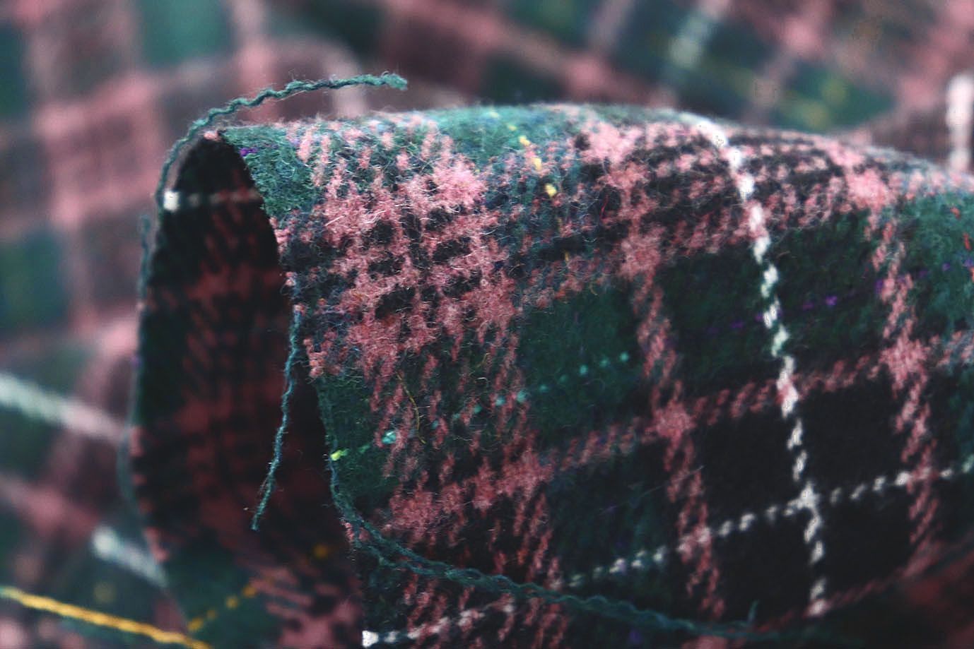 Пальтовая ткань принт/клетка черно-розовая на темно-зеленом 908-9210/C#2