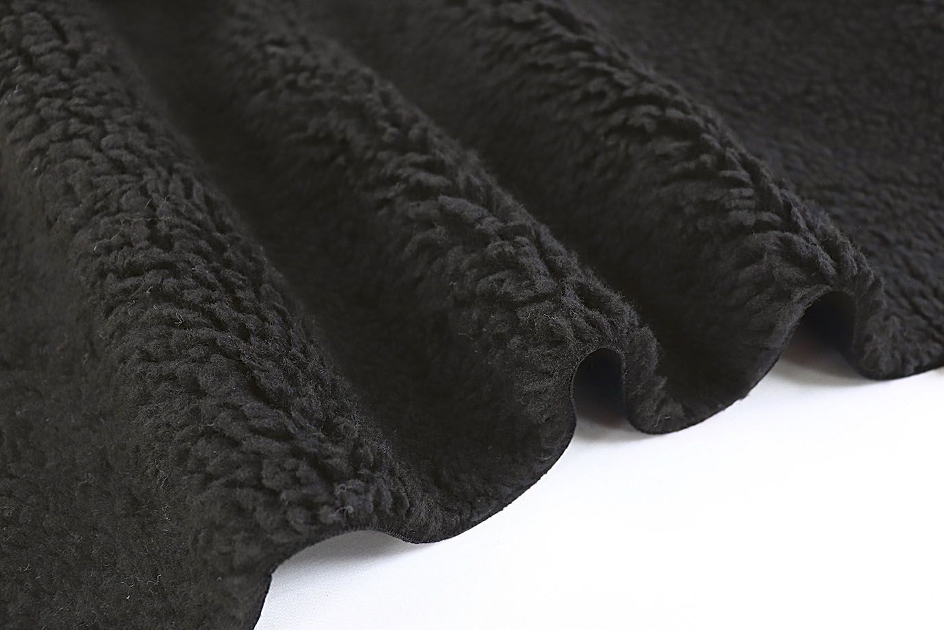 Дубляж мех "Кёрли"/черный 3555Z-PY/C#6