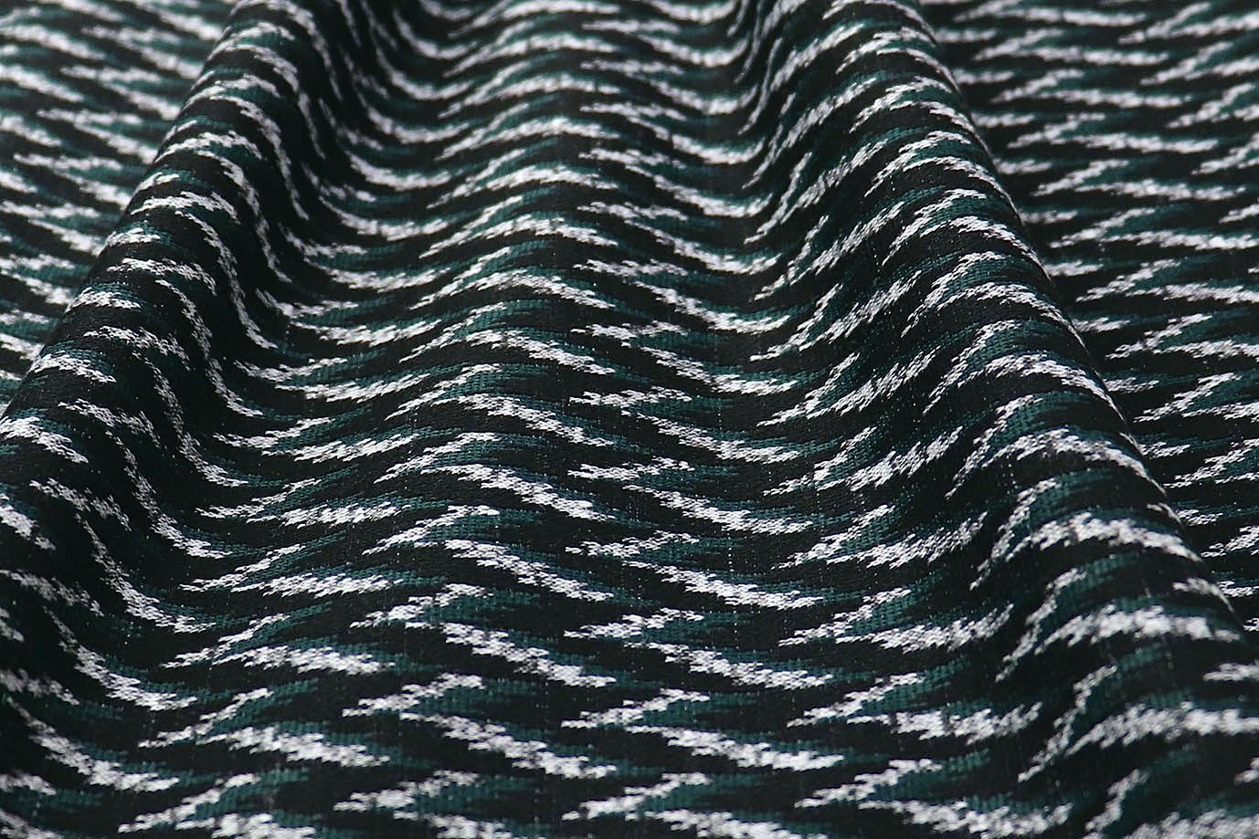 Трикотаж жаккард принт/черно-зеленый 3257-22-PY/D#20/C#2