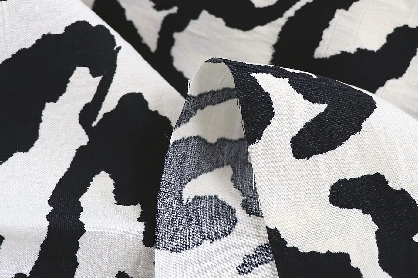 Лен N/R принт/бело-черный 3891-PY/D#6/C#2