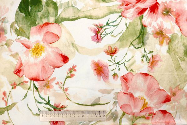 Штапель шелк принт/цветы красно-зеленые на молочном 4113-PY/D#4/C#1