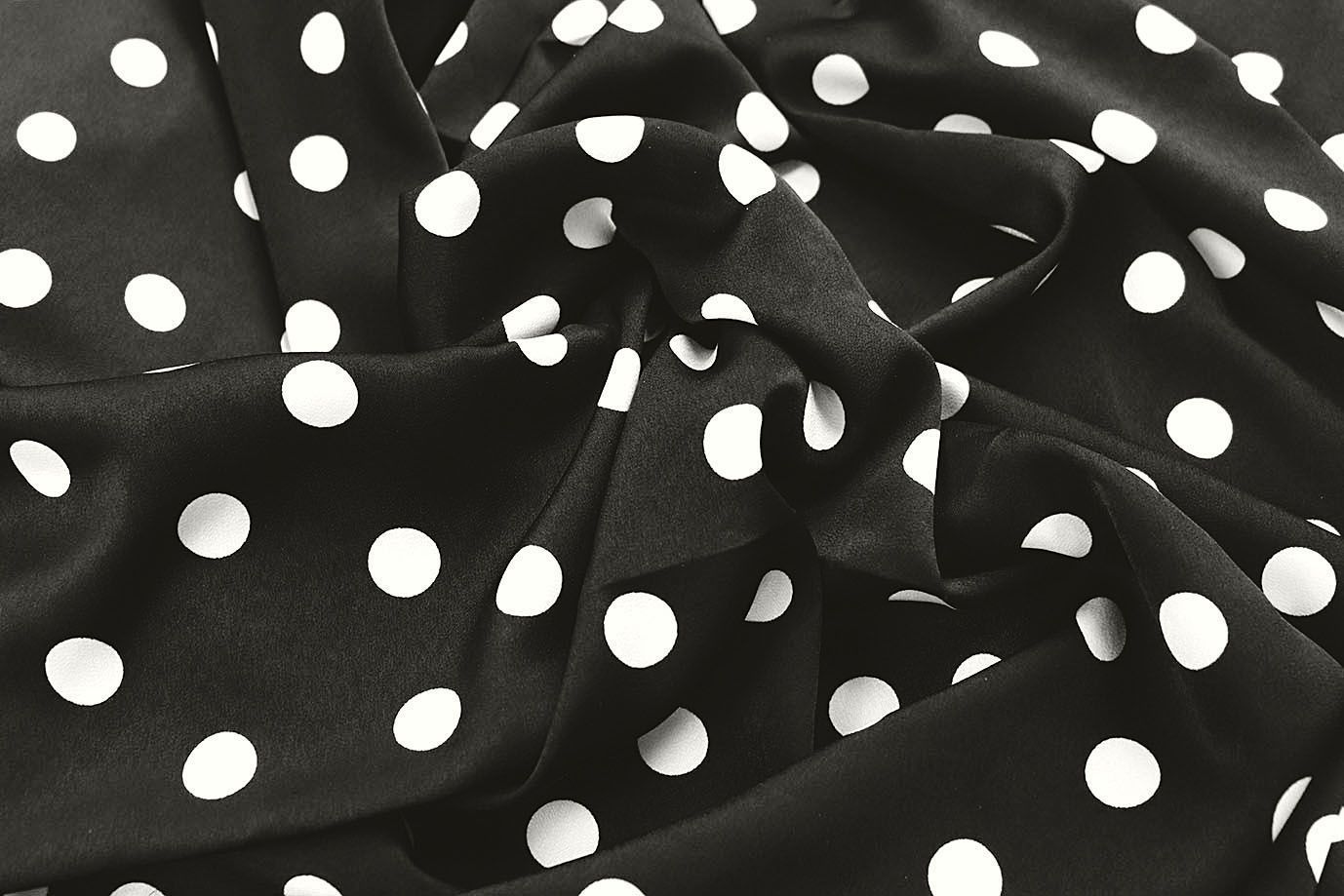 Сатин "Мадонна" принт/горох молочный на черном 4273-PY/D#1/C#3 (12589)
