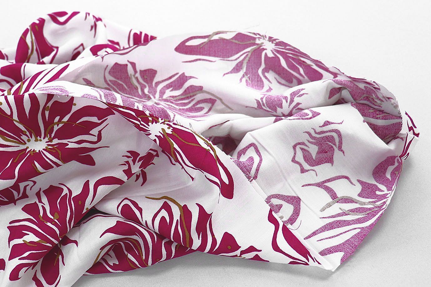 Штапель принт/цветы вишневые на белом 3858-PY/D#9/C#3