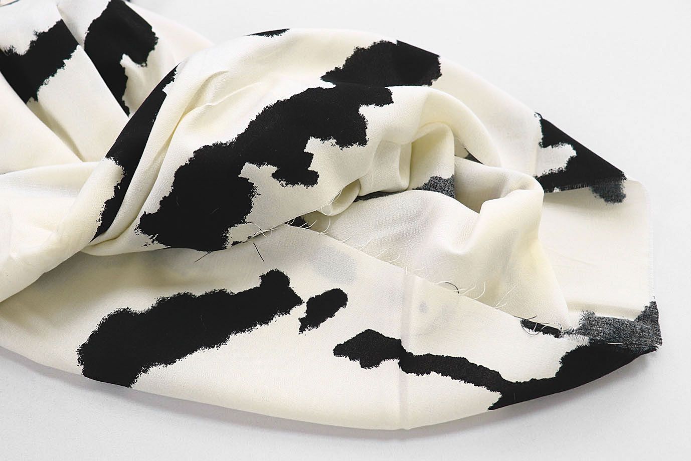 Штапель принт/молочно-черный 1354-PY/D#22/C#2