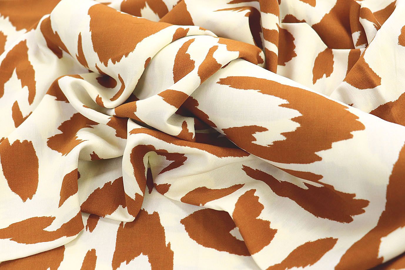 Штапель принт/коричневый на молочном 3858-PY/D#16/C#3