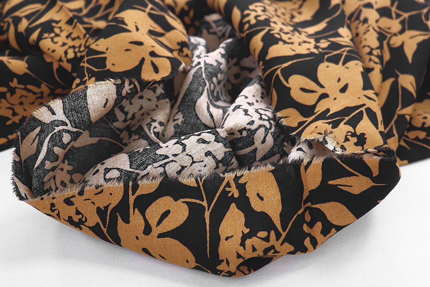 Штапель принт/цветы оранжевые на черном 1374-PY/D#4/C#4