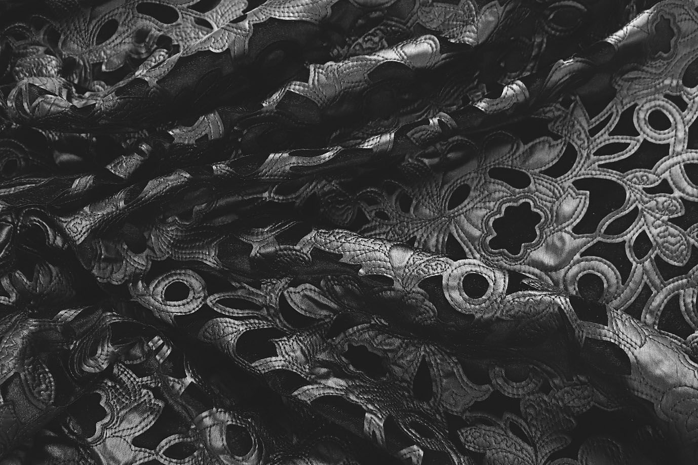 Велюр с вышивкой кожей/черный 4048-PY/D#1/C#1