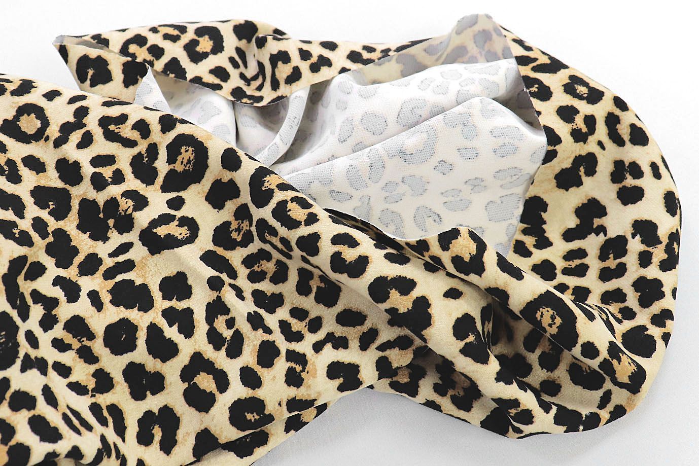 Костюмная ткань "Барби" стрейч принт/леопард черно-бежевый на молочном 3827-PY/D#2/C#1