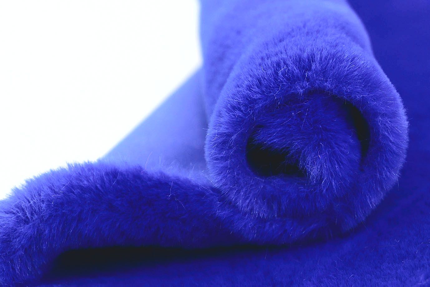 Искусственный мех "Кролик"/электрик AP231206140+EL/D#3062207/C#2254