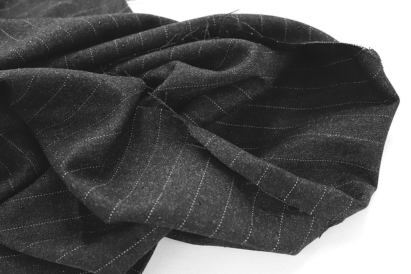 Костюмная ткань со стразами/черный VT-11807/D#1/C#3