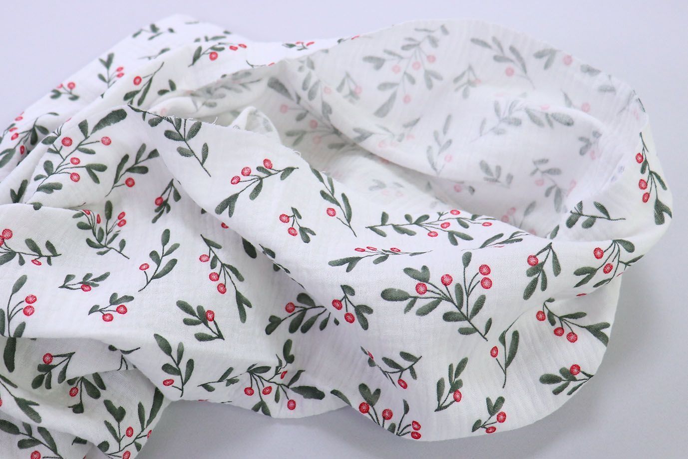 Муслин принт/ягоды красные на белом 1393-PY/D#16/C#1