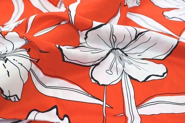 Шелк "Армани" принт/цветы белые на оранжевом 3361-PY/D#7/C#1