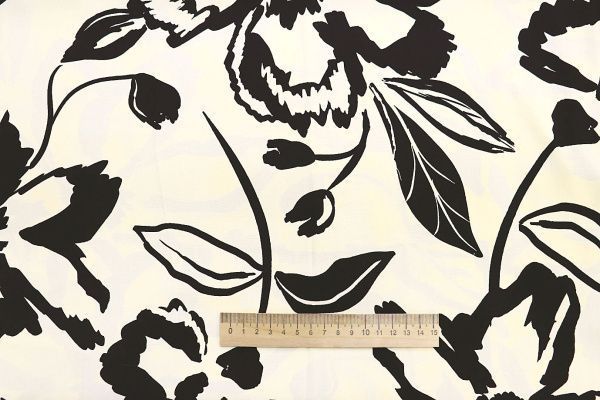 Штапель принт/черный на молочном 3858-PY/D#10/C#1