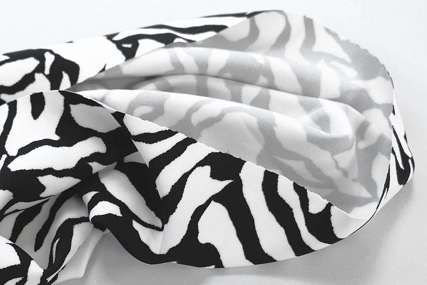 Костюмная ткань "Барби" стрейч принт/черно-белый 3849-PY/D#2/C#1