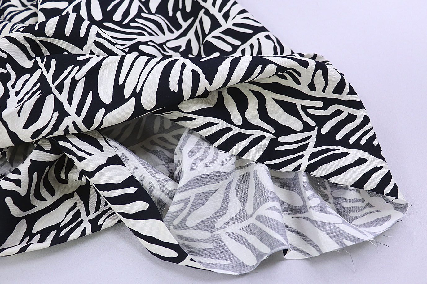 Лен N/R слаб принт/черно-белый 3826-PY/D#1/C#1